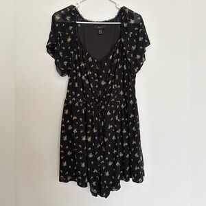 Forever 21 Vneck Black Floral Dress Size 1X